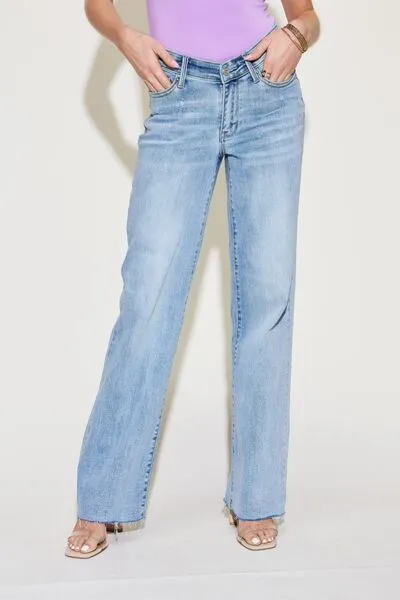 Cassandra V Front Waistband Straight Jeans