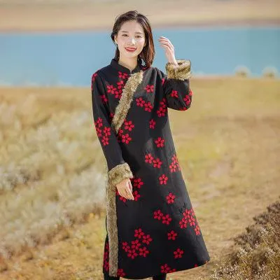 Chinese National Style Vintage Floral Long Woolen Outwear Coat