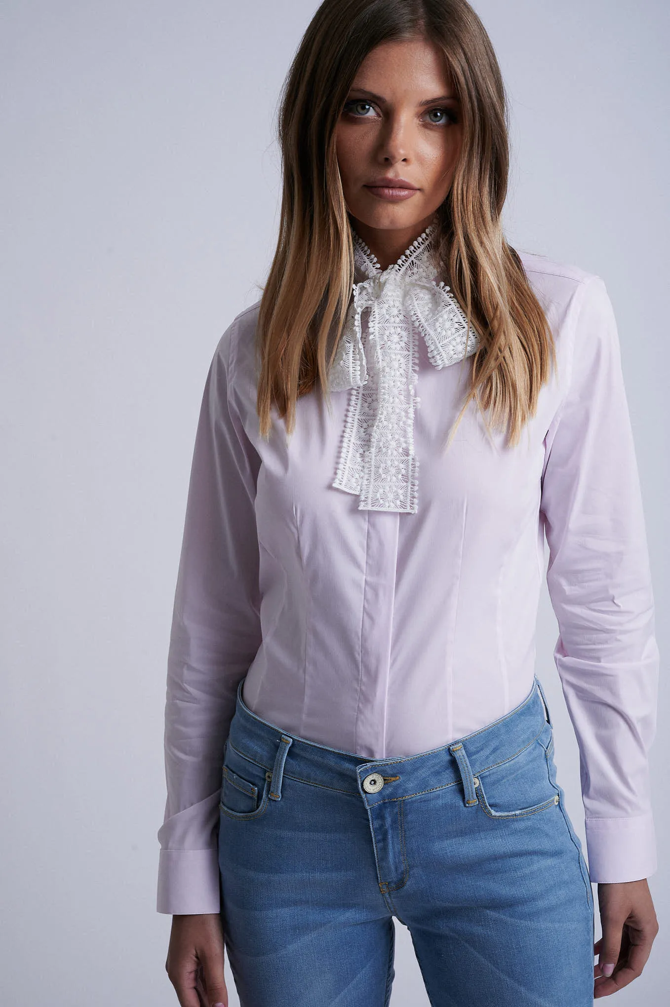 cotton elastane shirt with ribbon lace at collar