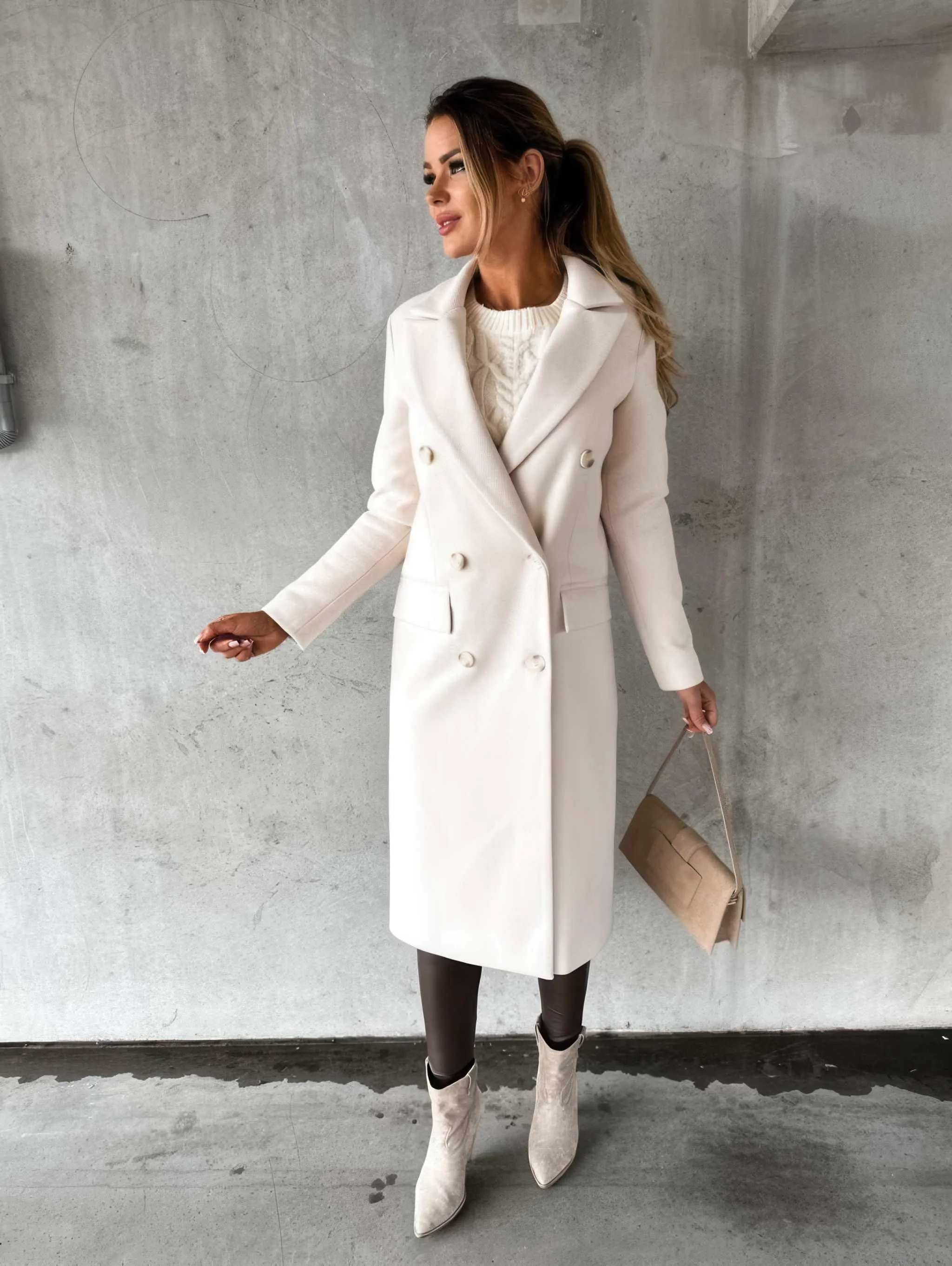 Glow Chic's Casual Fashion Woolen Coat