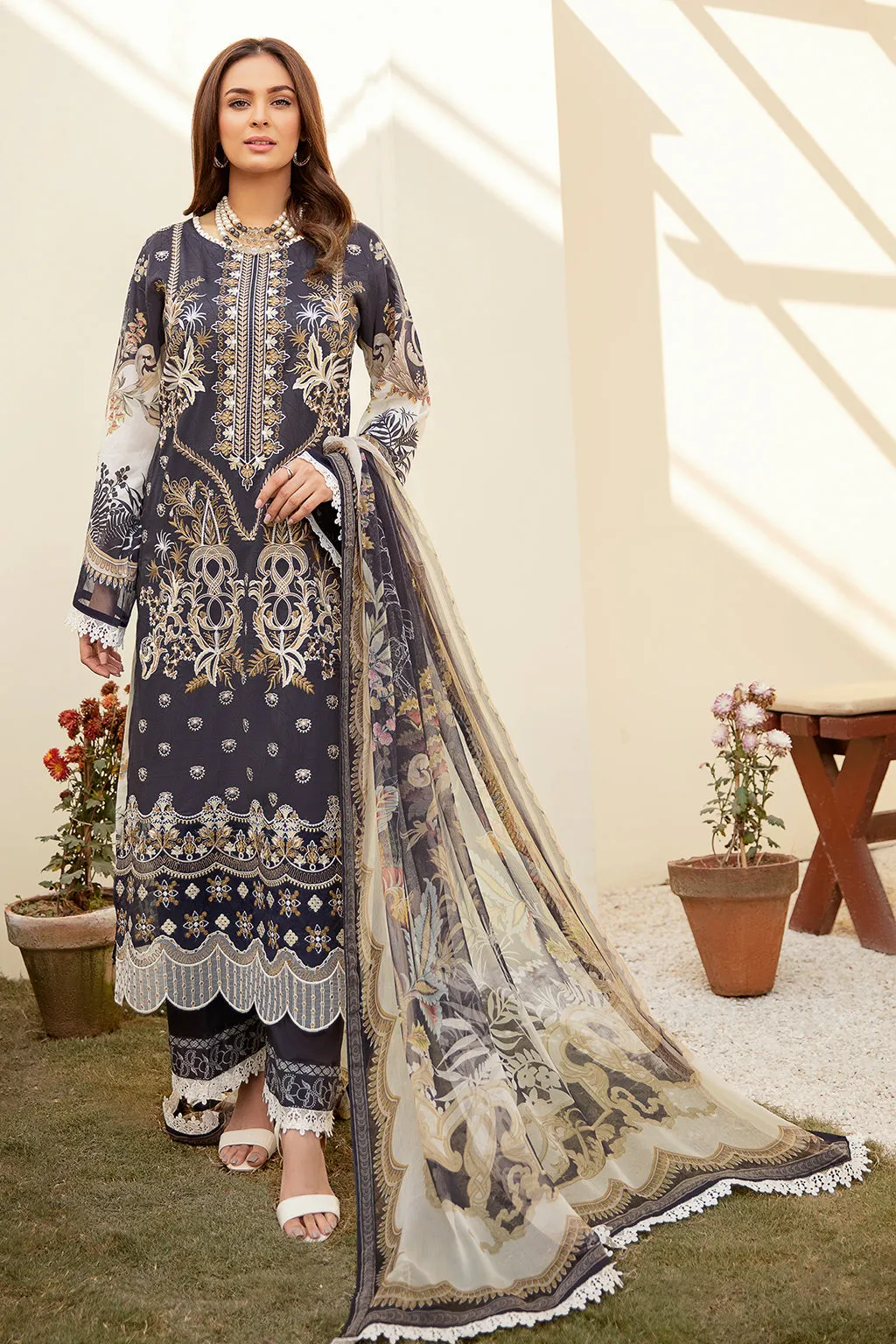 Ramsha Mashaal Lawn Collection 2022 – L-305