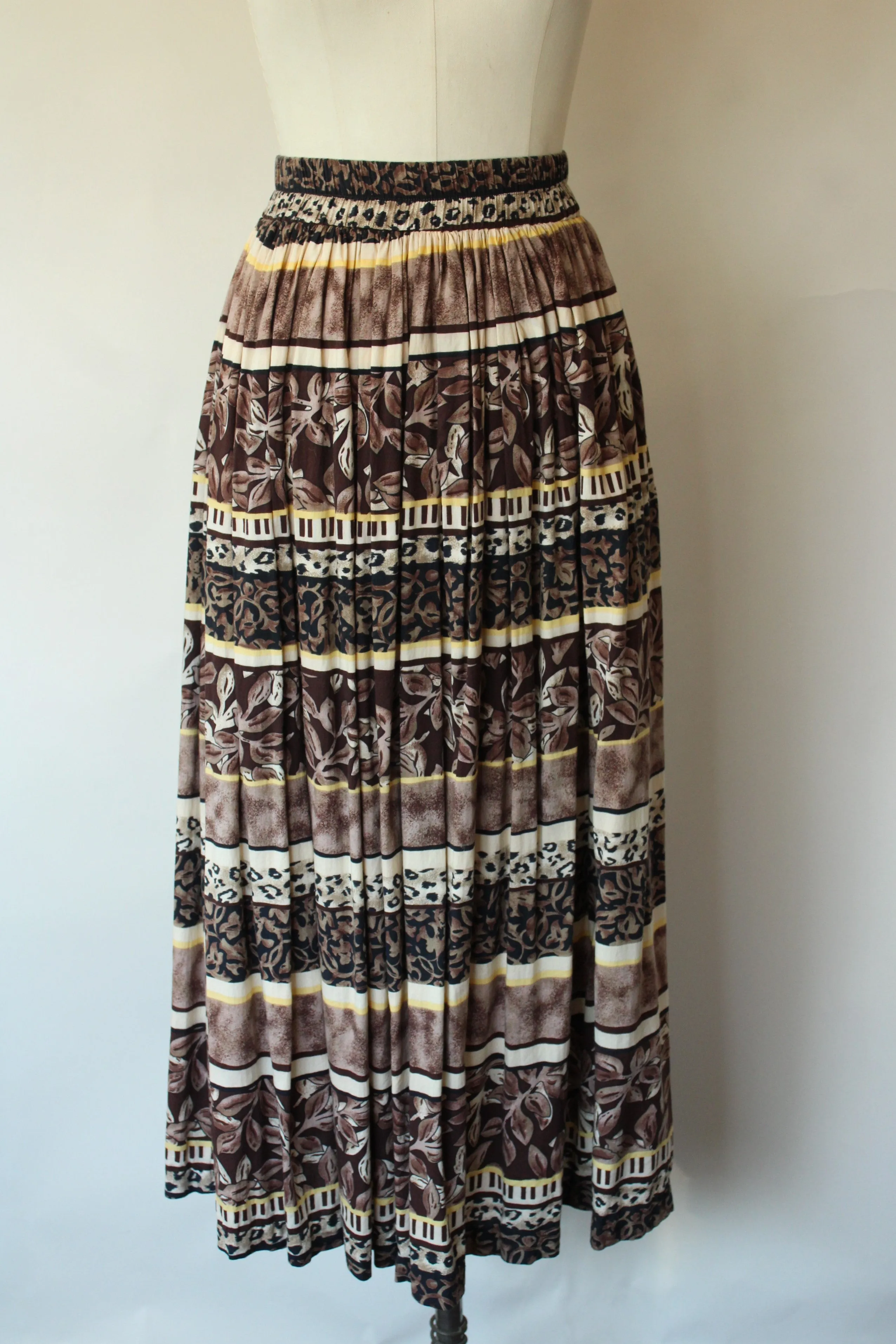 Vintage 1990s Brookridge Black and Brown Full Circle Skirt